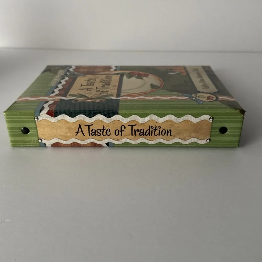 Valley View Womens Club Sample Cookbook Recipes Book A Taste of Tradition‎ 2006